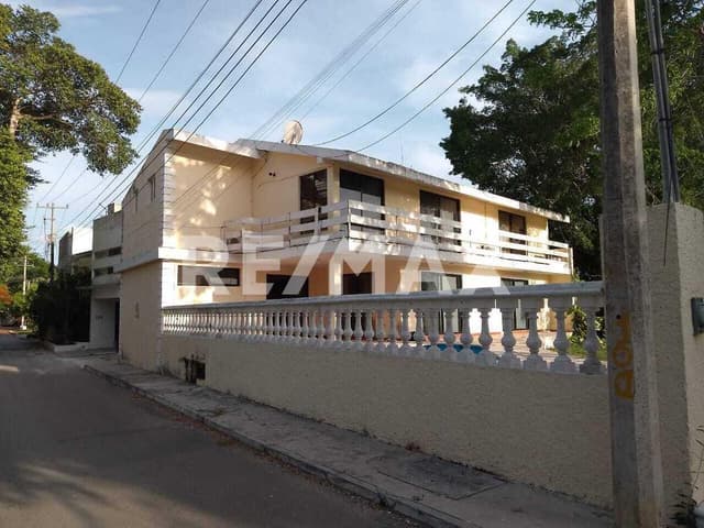 Casa en Venta frente al campo de Golf