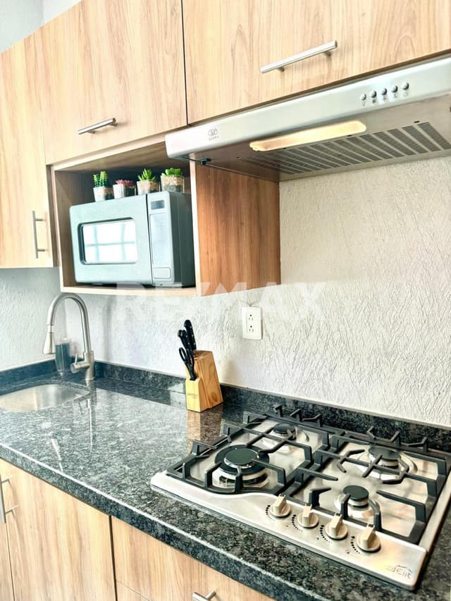 Unico Departamento Enteramente Remodelado