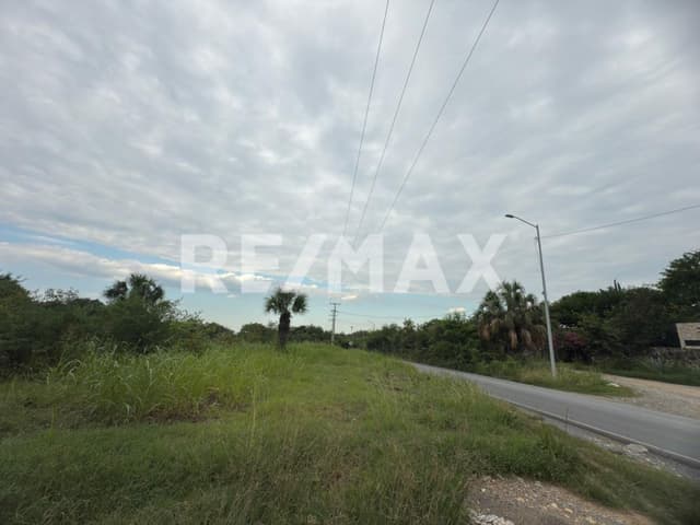 Terreno Campestre por Presa La Boca, Santiago