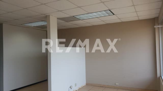 Local en Renta Plaza Colibri