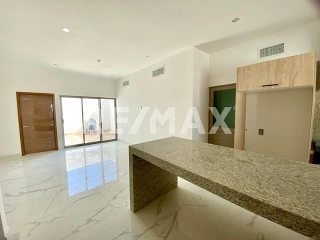 CASA EN VENTA EN QUINTAS LA CIMA