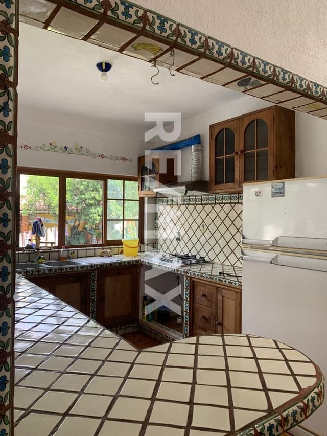 Casa en la Col. Las Granjas en Cuernavaca, Morelos...Clave 5975