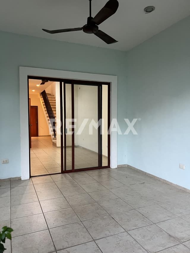 Renta Casa LAS FINCAS 3 recámaras Temozón Norte en Mérida,Yucatán