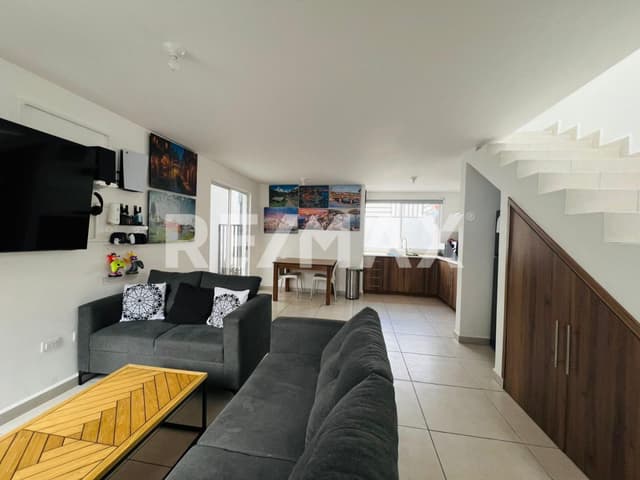 CASA EN VENTA EN CARANDAY