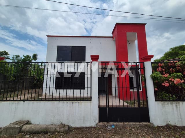 CASA EN VENTA EN MEDILLíN Y PIGUA