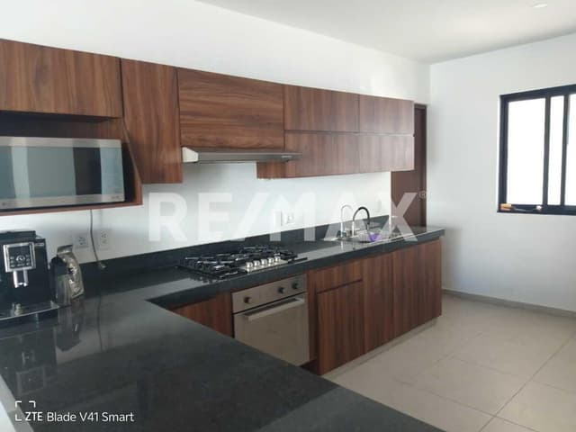 Casa en Venta en Conkal Amueblada