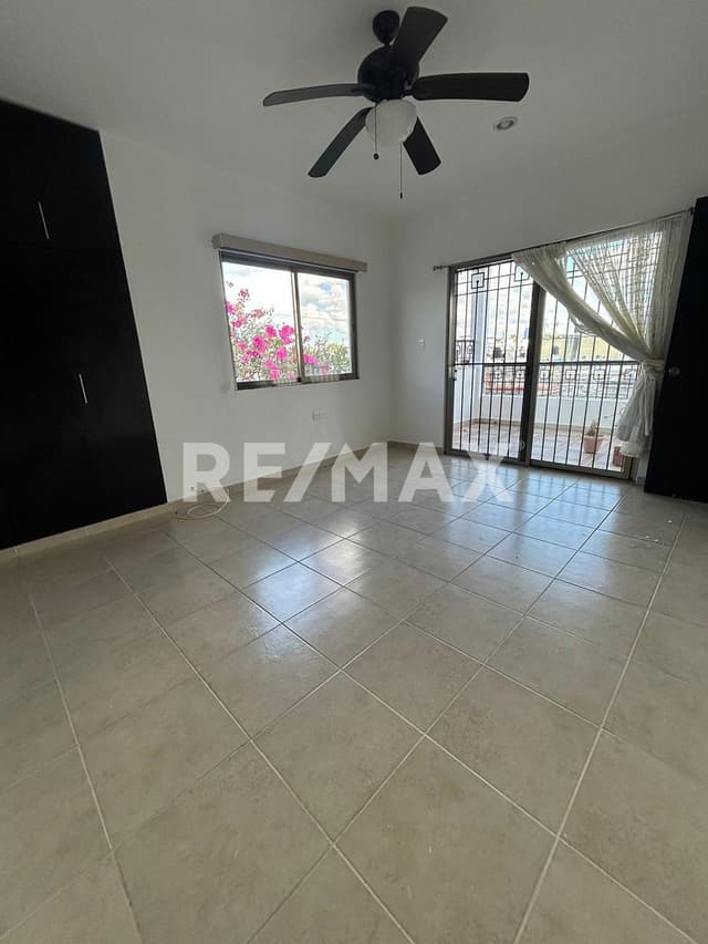 CASA EN VENTA EN FRANCISCO DE MONTEJO | 4 HABITACIONES