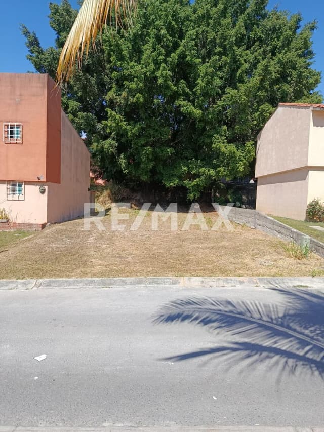 Terreno en venta en Condominio Campestre Colibrís, Xochitepec, Morelos...6054