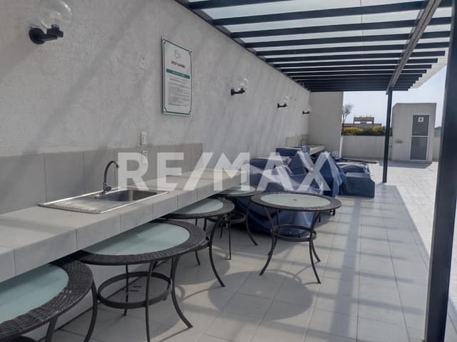 RENTA DEPARTAMENTO SEMIAMUEBLADO