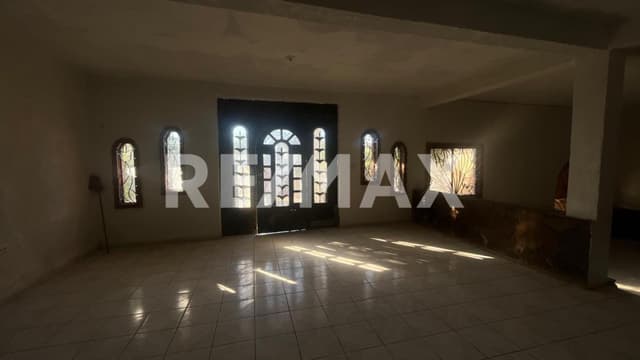 Impresionante Casa con Vista al Mar en Primotapia