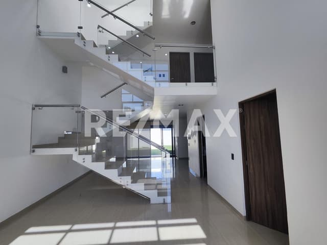 CASA RENTA CUMBRES DEL LAGO