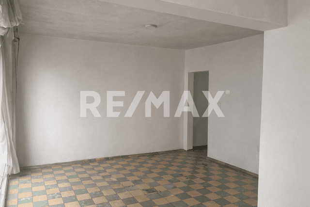 Venta de departamento en Col. Moderna