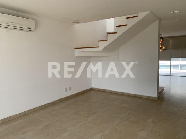 DEPARTAMENTO EN RENTA EN JURIQUILLA
