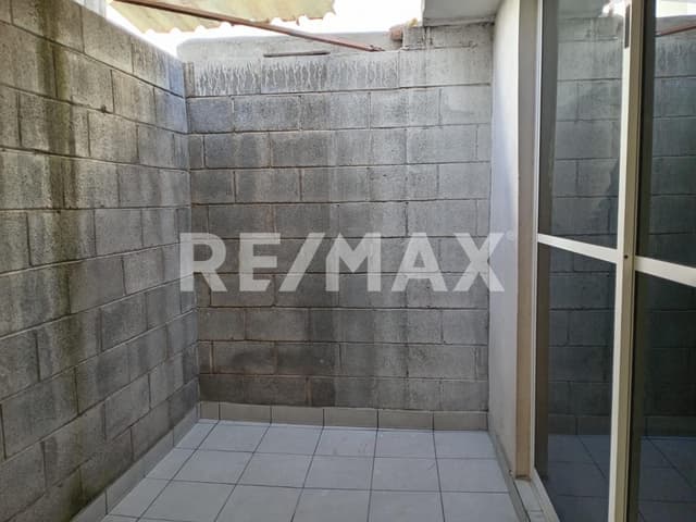 RENTA CASA CONDOMINIO SONTERRA NÁPOLES 4