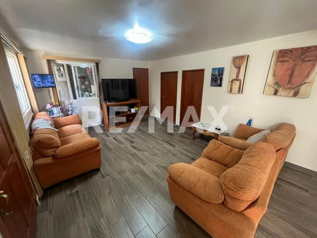 CASA EN VENTA 2 UNIDADES INDEPENDIENTES IDEAL PARA INVERSIÓN O FAMILIA GRANDE