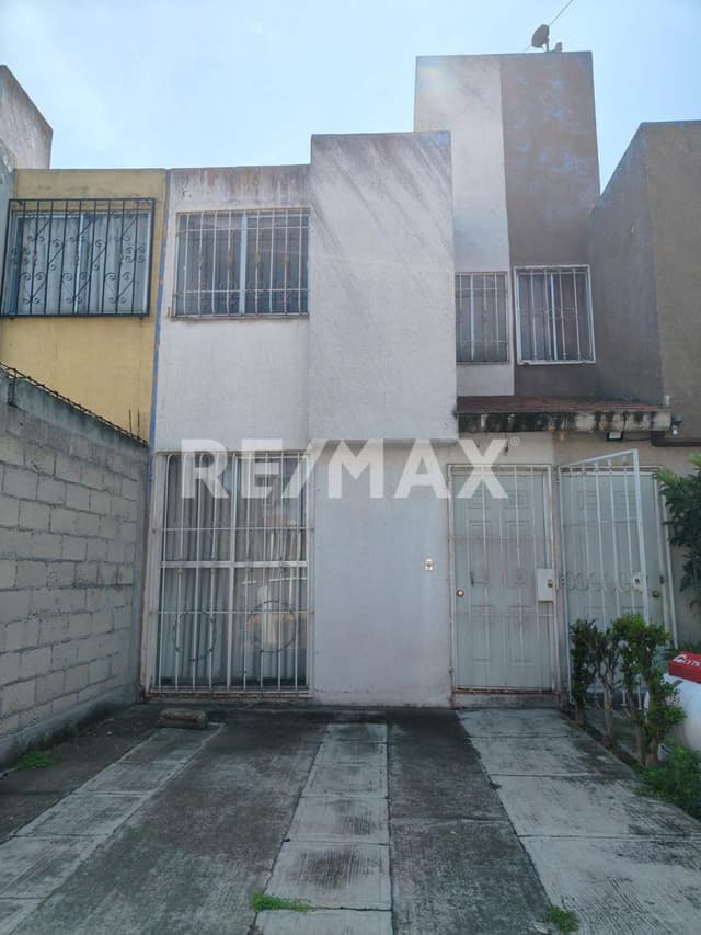 CASA EN VENTA EN TOLUCA FRACCIONAMIENTO ARMANDO NEYRA