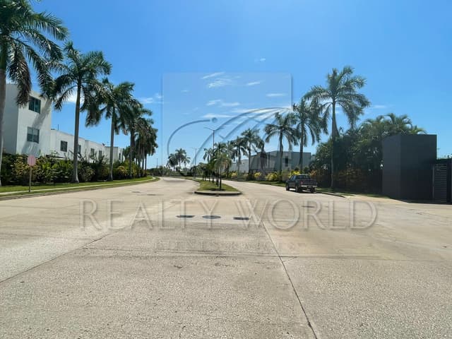 Terrenos en Venta en Real Campestre