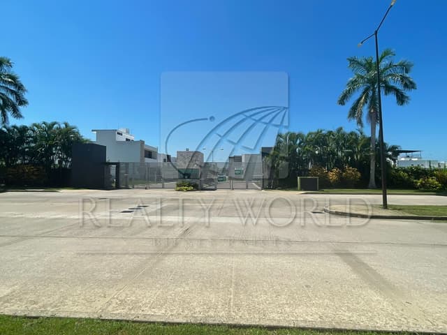 Terrenos en Venta en Real Campestre