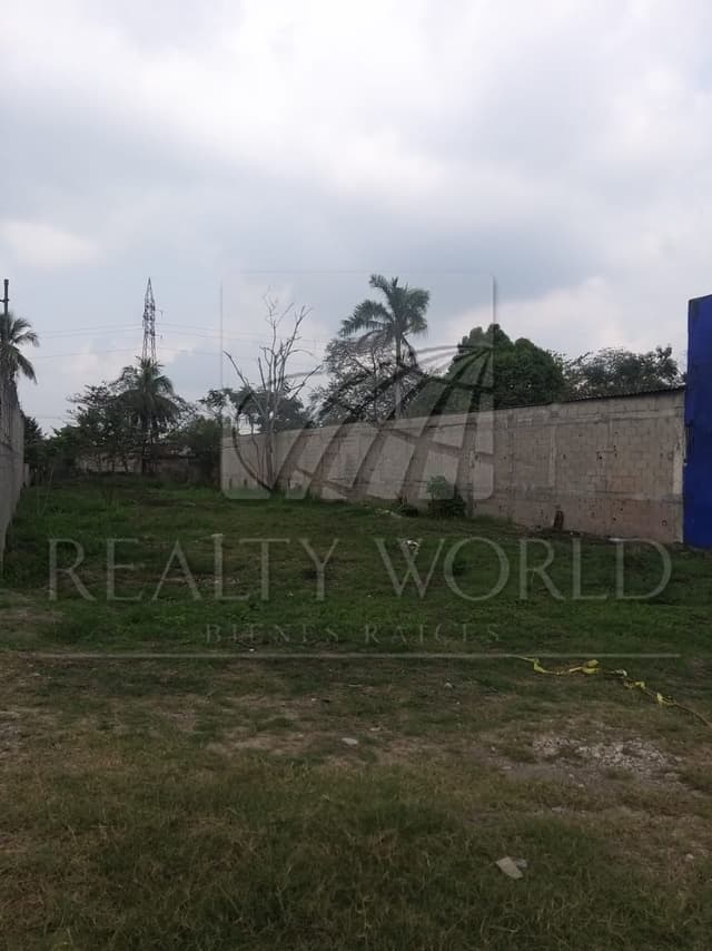 Terrenos en Venta en Anacleto Canabal 2da. Sección