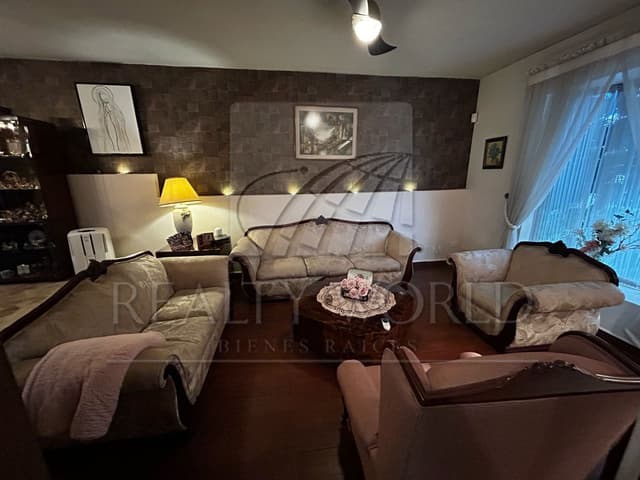 Casas en Venta en Cumbres 3er sector