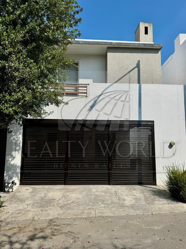 Casas en Venta en Cumbres San Patricio