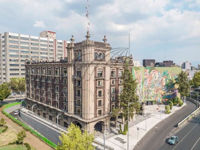 Edificio - Oficinas en Renta en Centro (Área 1)