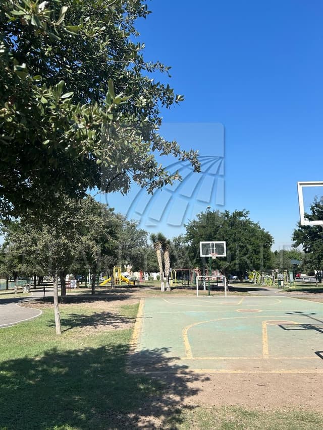 Casas en Renta en Cumbres San Agustín