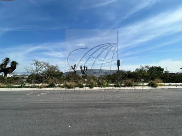 Terrenos en Venta en Cumbres Mediterráneo