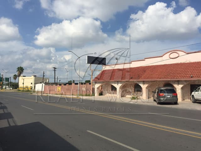 Locales en Renta en Adolfo Prieto