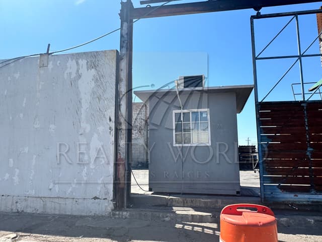 Terrenos en Venta en Pimsa I