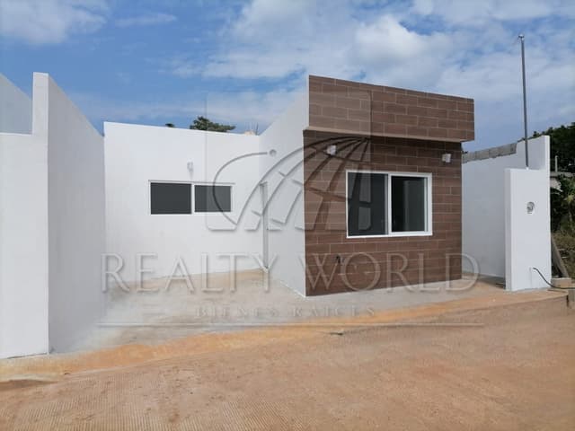 Casas en Venta en LA LIMA