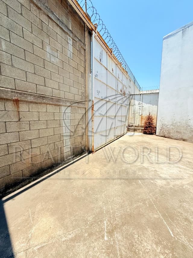 Bodegas en Renta en Plutarco Elias Calles Cura Hueso