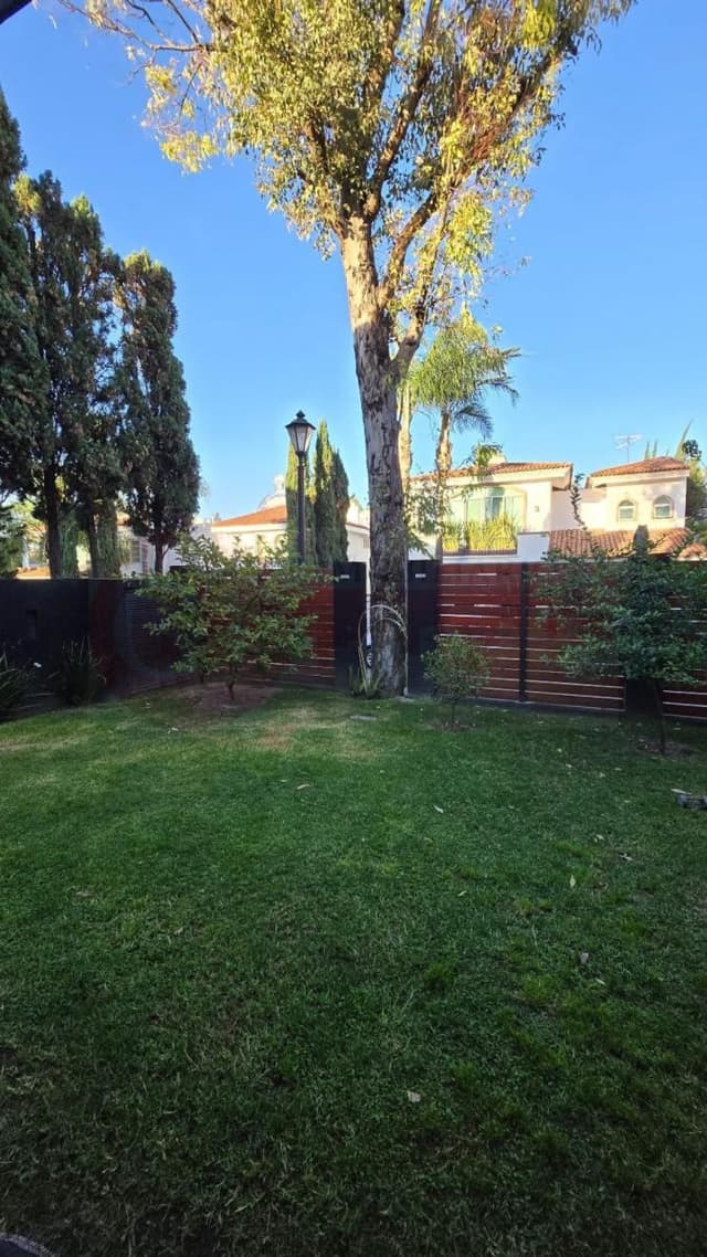 Casas en Venta en Puerta de Hierro