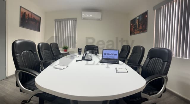 Oficinas en Renta en Cumbres 1 Sector