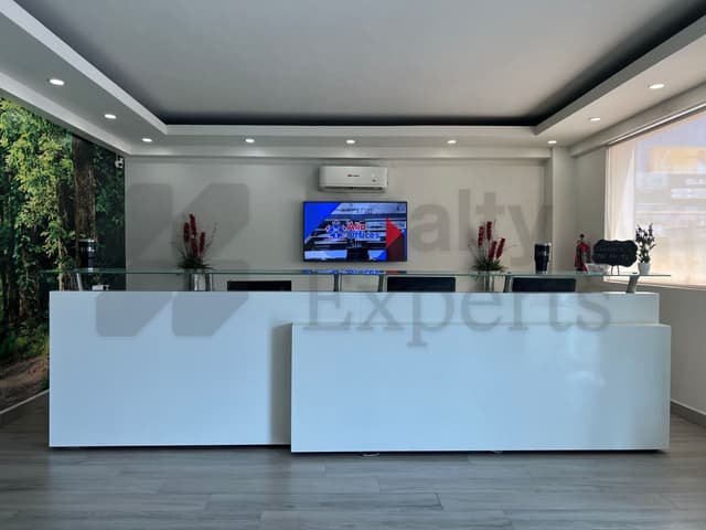 Oficinas en Renta en Cumbres 1 Sector