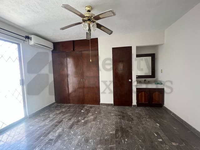 Casas en Venta en Contry la Silla