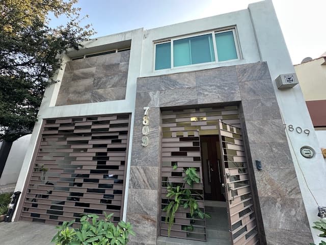 Casas en Venta en Jardines de Andalucía