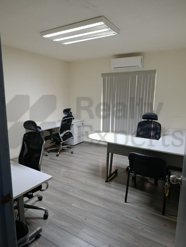 Oficinas en Renta en Cumbres 1 Sector