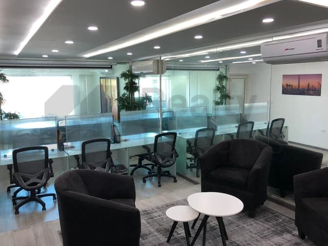 Oficinas en Renta en Cumbres 1 Sector