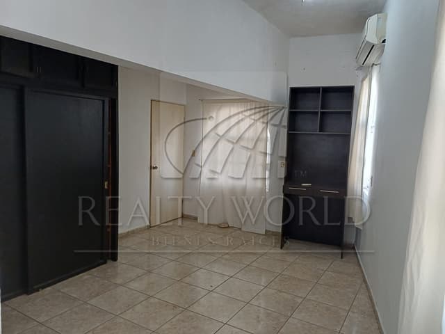 Casas en Venta en Valle de las Cumbres Primer Sector