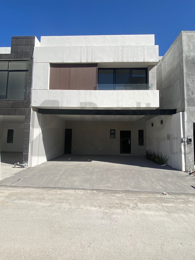 Casas en Venta en Dominio Cumbres