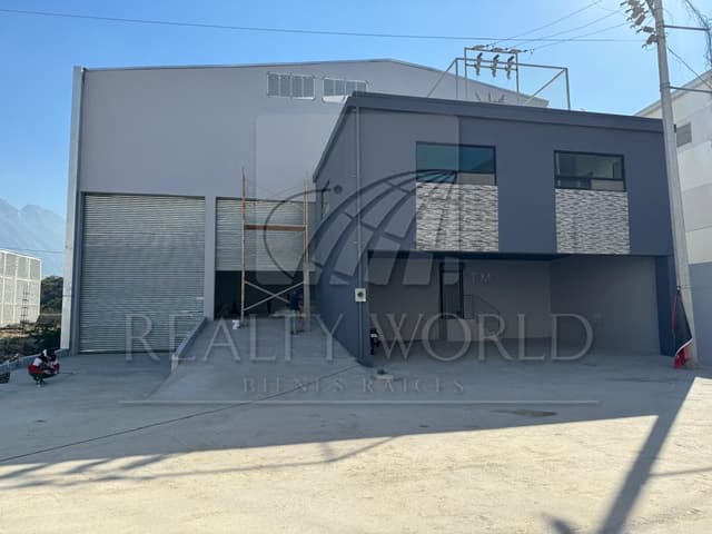 Bodegas en Renta en Terra Park 2