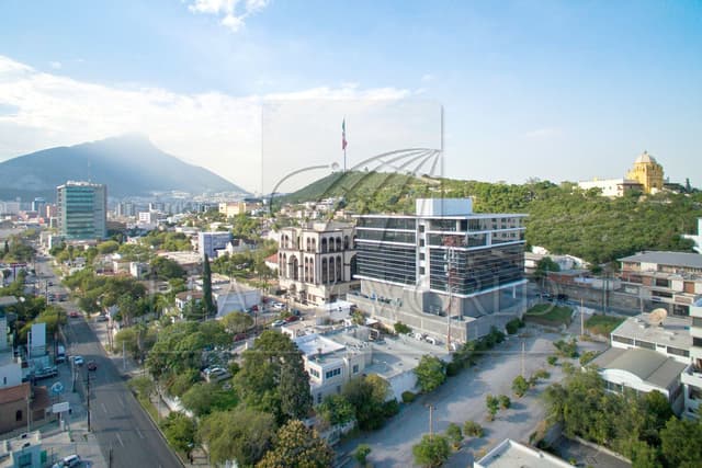 Oficinas en Renta en Obispado