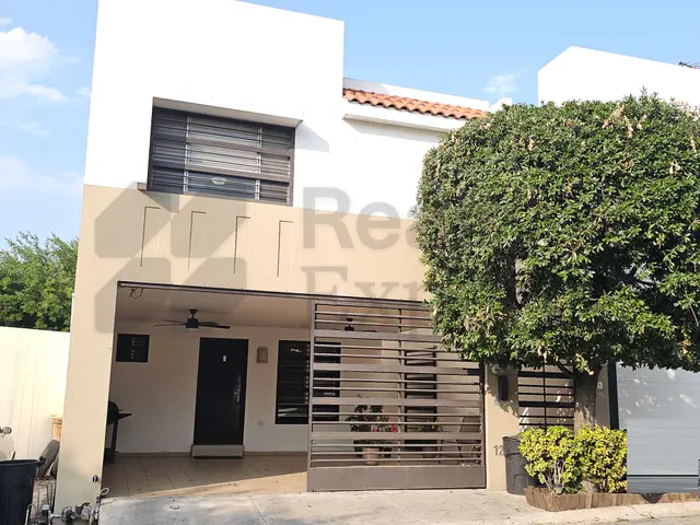 Casas en Renta en Cumbres San Agustín