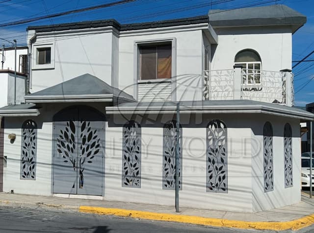 Casas en Venta en Valle de las Cumbres Primer Sector