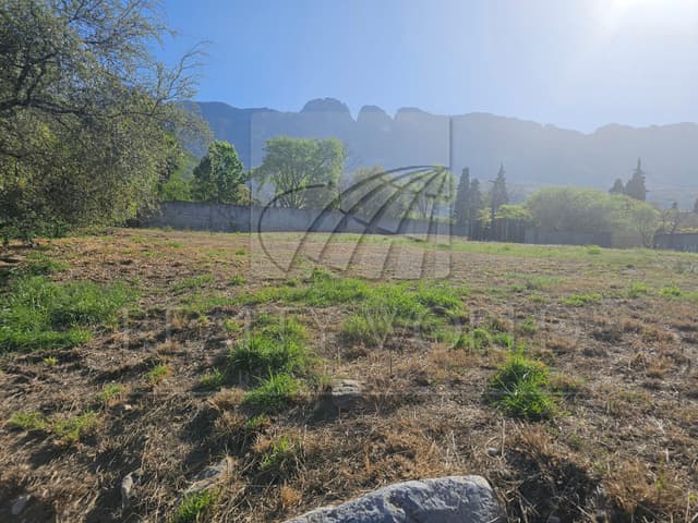 Terrenos en Venta en Zona Residencia Chipinque