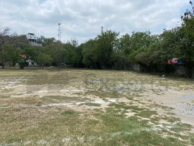 Terrenos en Venta en Huajuquito o los Cavazos