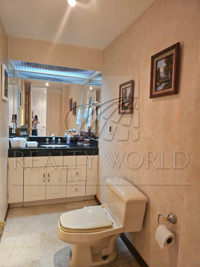 Casas en Venta en Villa Montaña