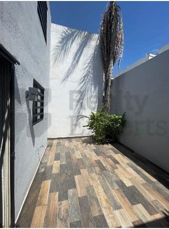 Casas en Renta en CUMBRES SAN AGUSTIN