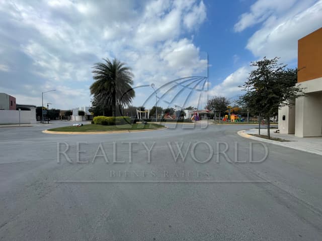 Casas en Renta en Mitras Poniente